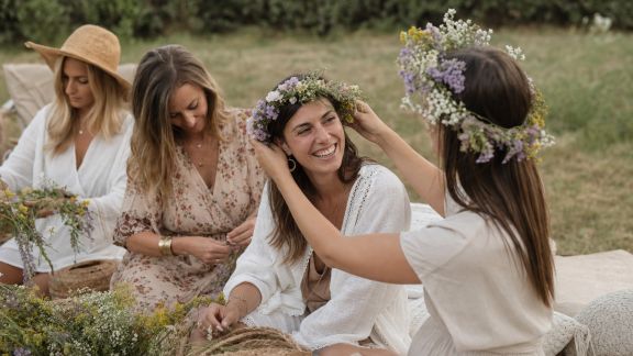 Tenues et accessoires pour un EVJF sur le thème bohème : inspirations pratiques