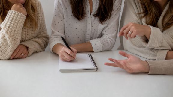 Comment créer un planning efficace pour un EVJF réussi en tant que témoin